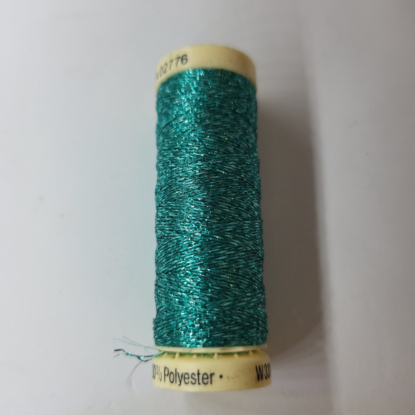 235 Metallic Thread