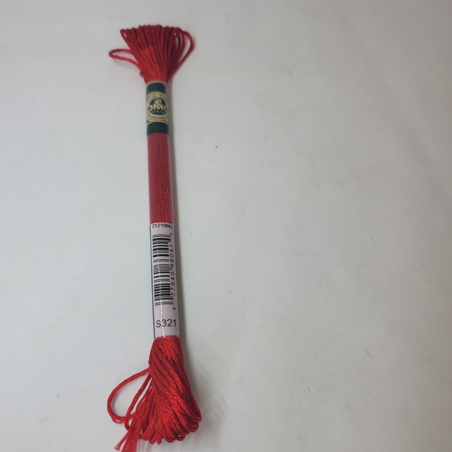 S321 Satin Thread: 8m: Skeins