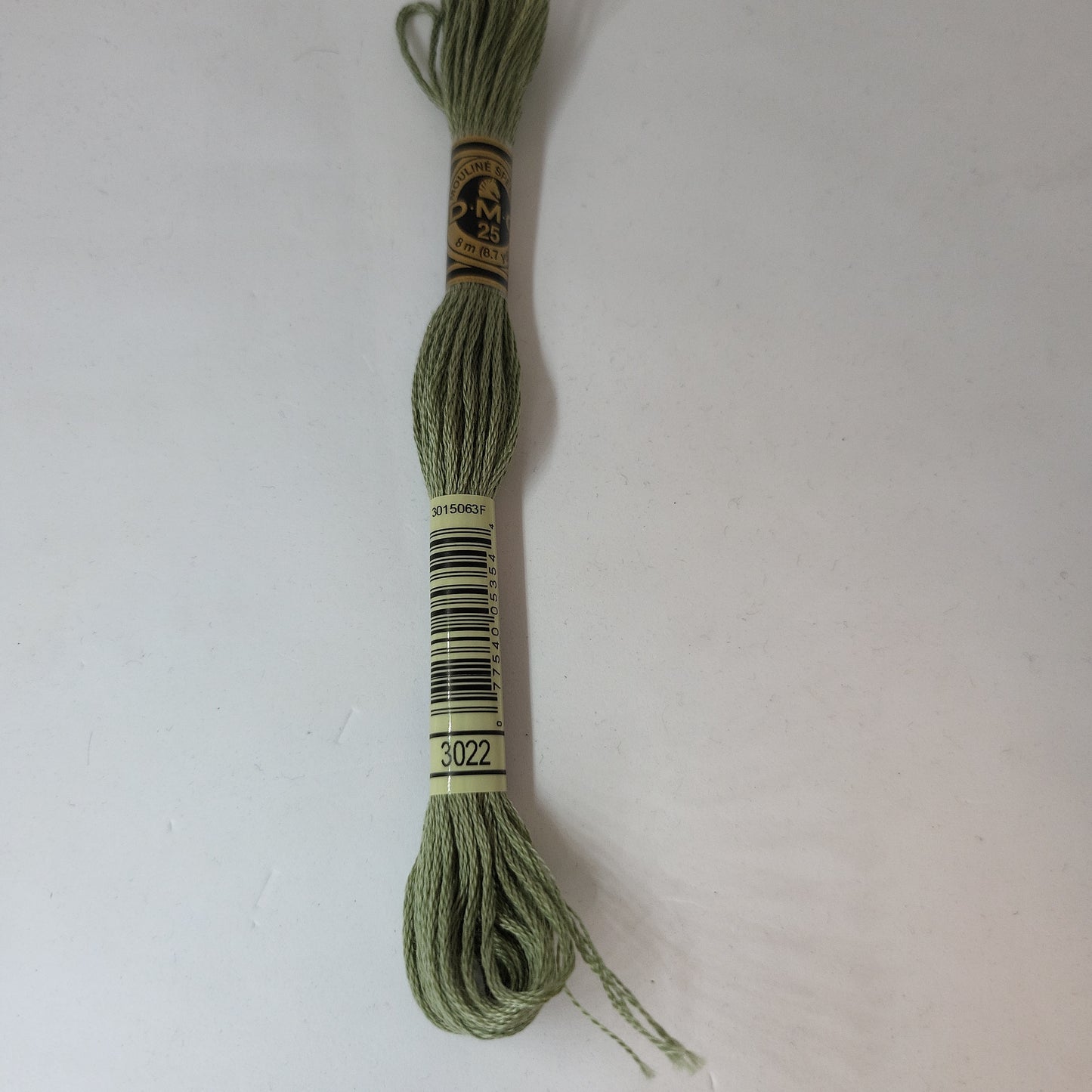3022 Mouliné Stranded Cotton: 8m: Skeins