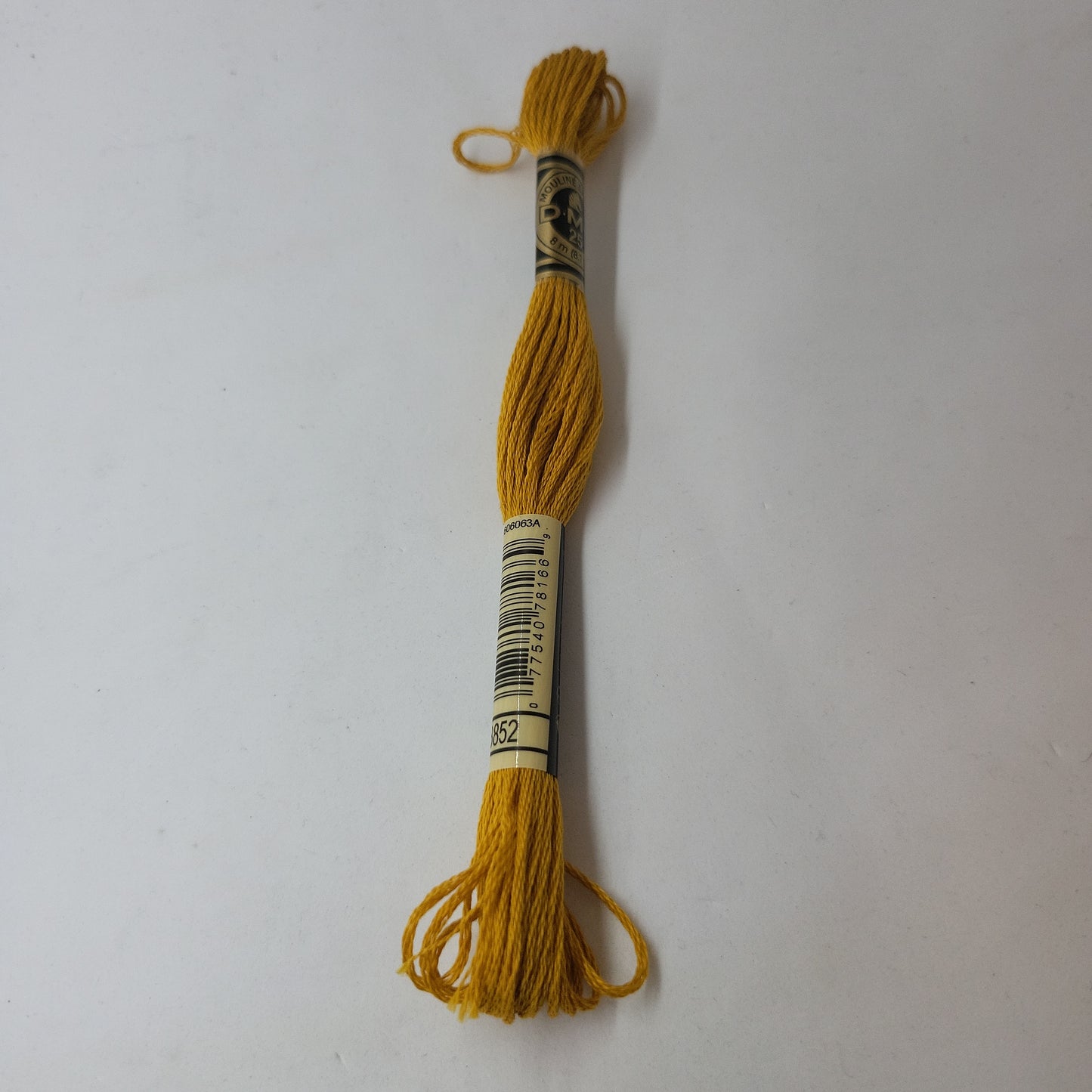3852 Mouliné Stranded Cotton: 8m: Skeins