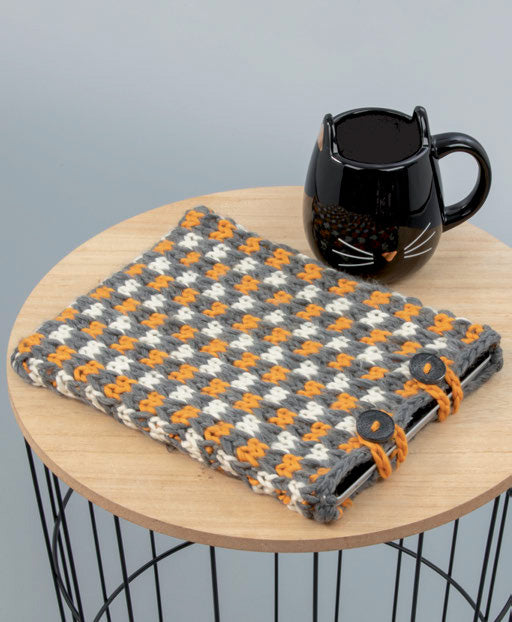 Wendy Wools Knitting Pattern 7010