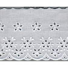 Broderie Anglaise