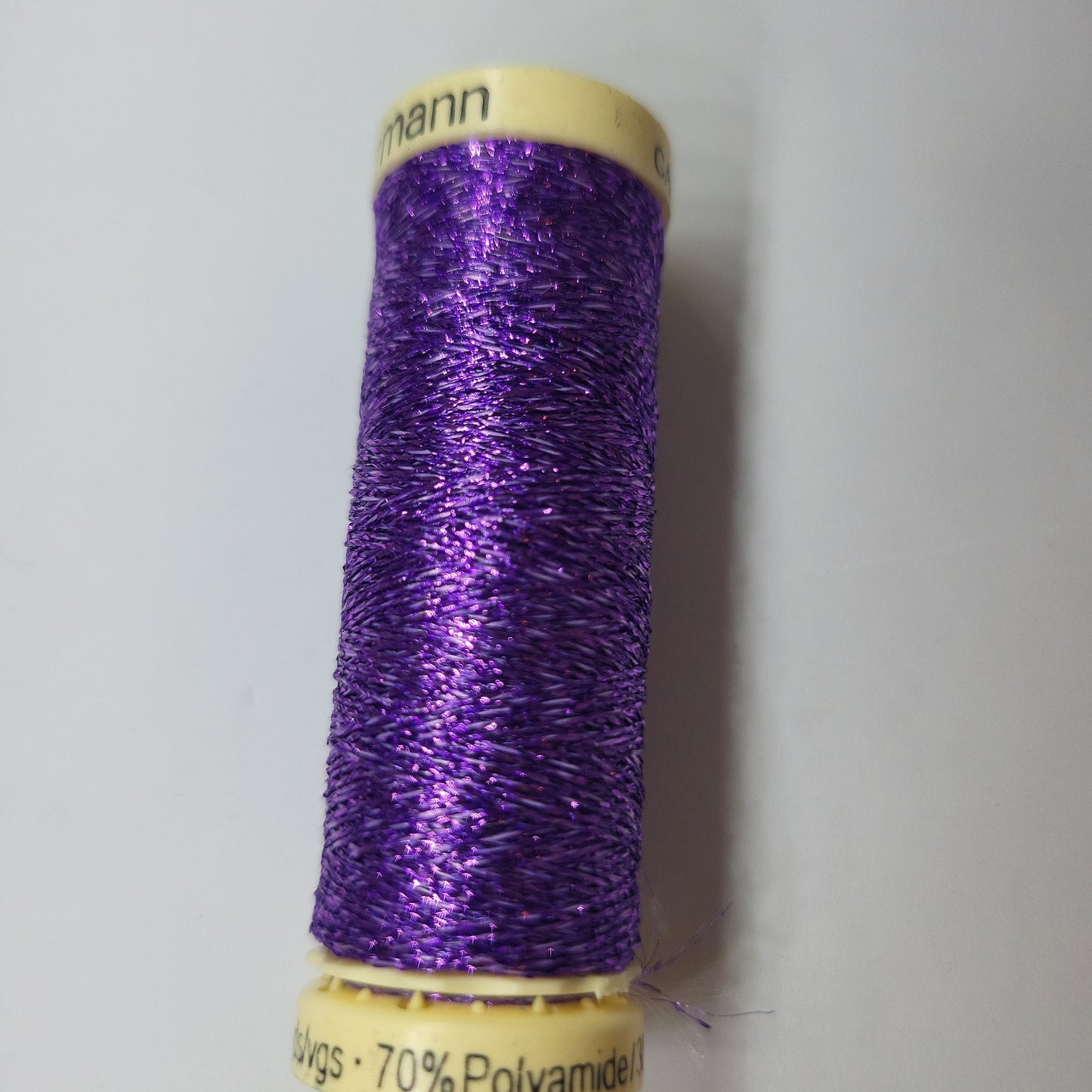 571 Metallic Thread