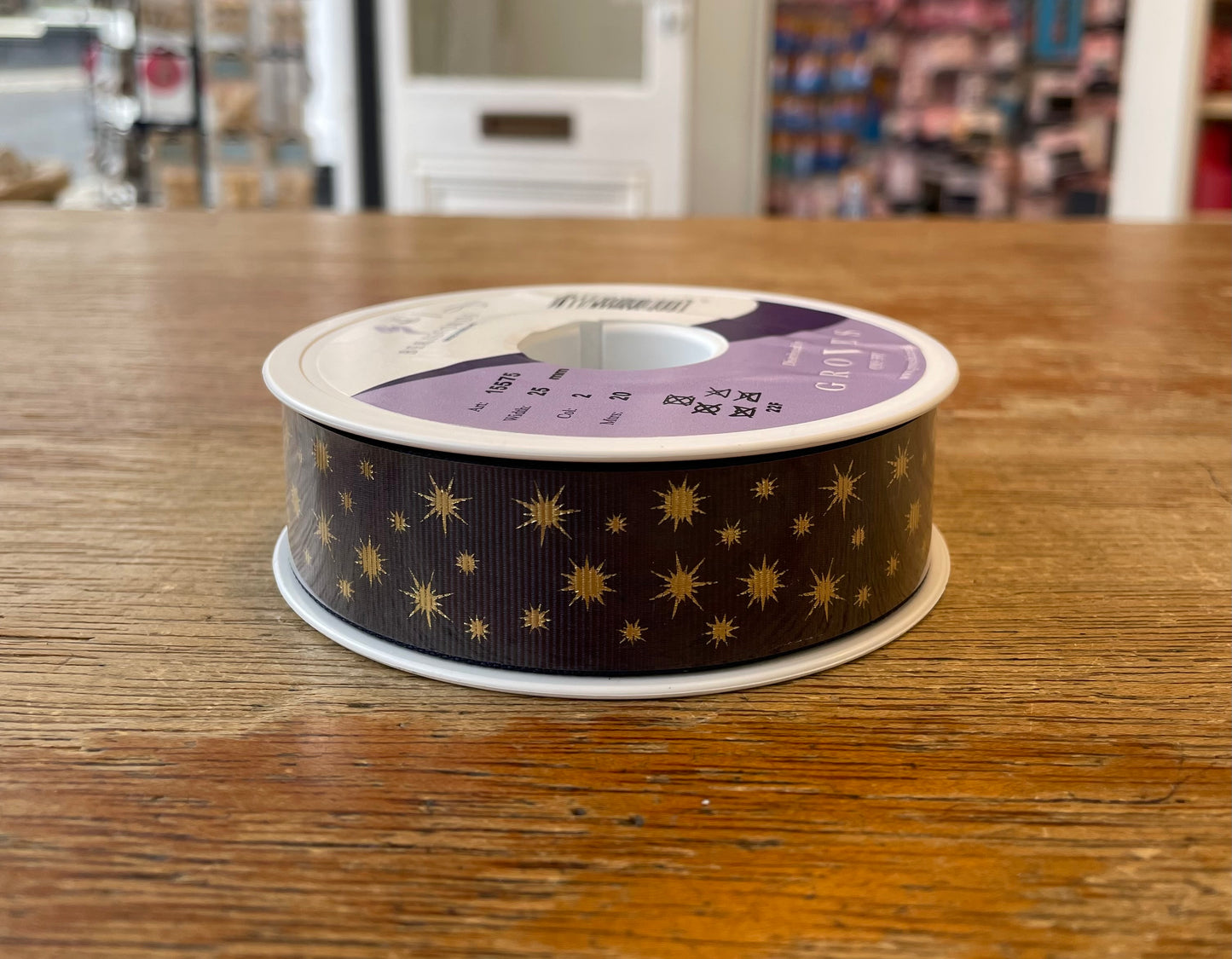 Christmas Ribbon: Glisten: 1 Metre