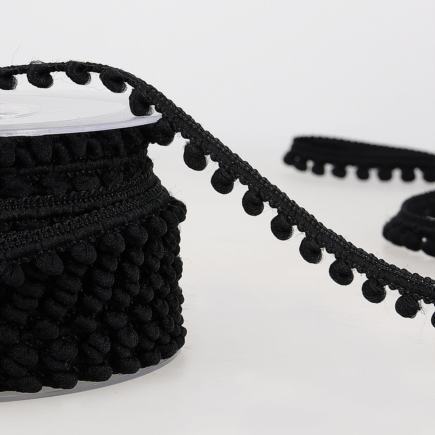 Trim: Pom Pom: Black: 1 Metre