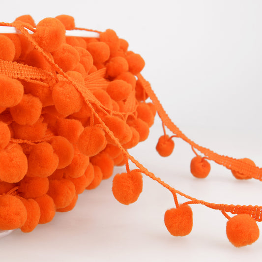 Trim: Pom Pom: 15mm: Orange: 1 Metre